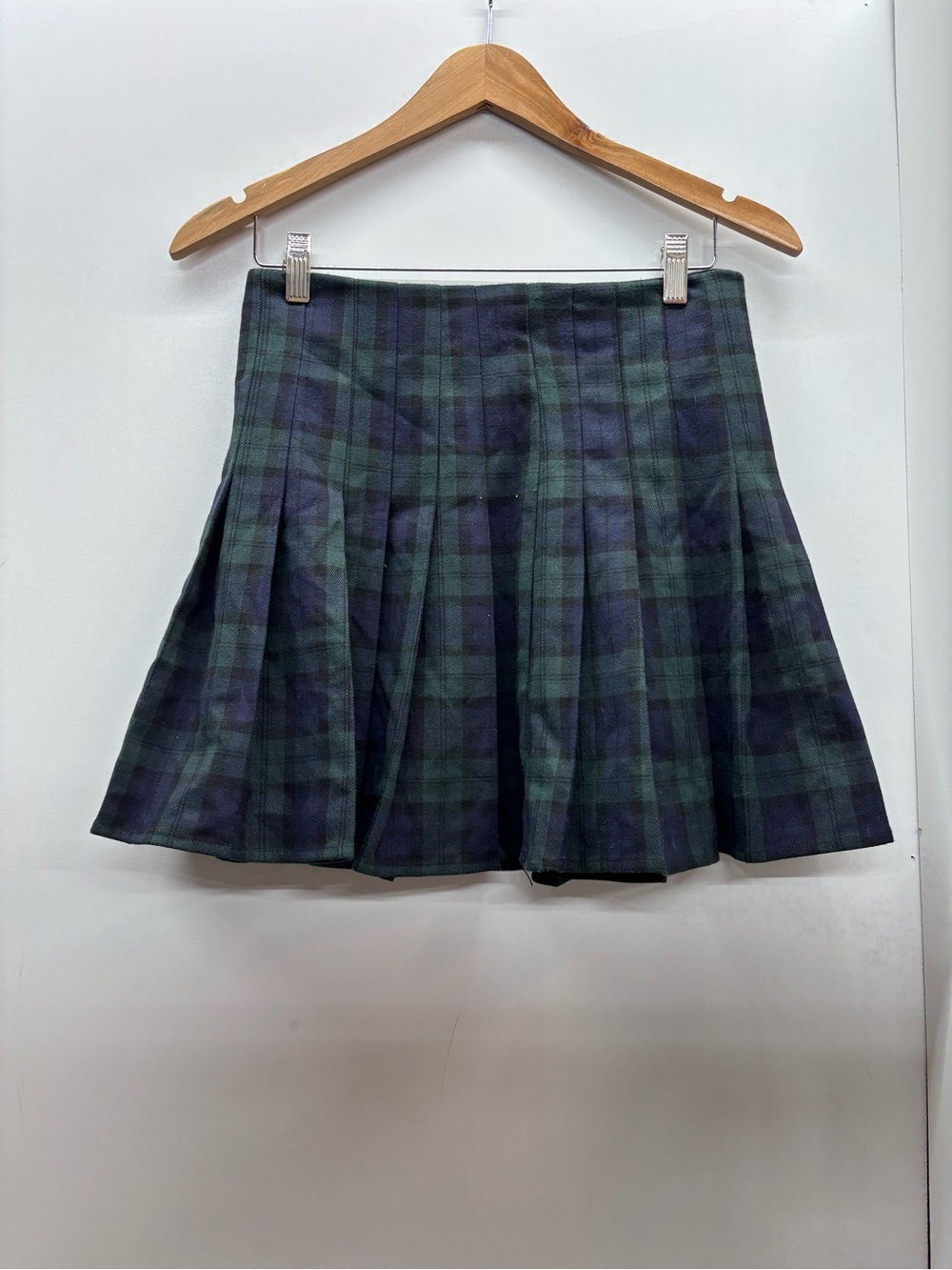 Brandy‎ Melville Navy & Green Tartan Pleated Skirt